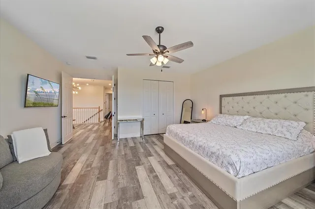 $985,000 | 20698 Valprato Court, Venice, FL 34293