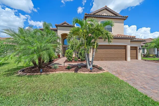 $985,000 | 20698 Valprato Court, Venice, FL 34293