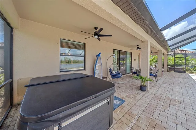 $985,000 | 20698 Valprato Court, Venice, FL 34293