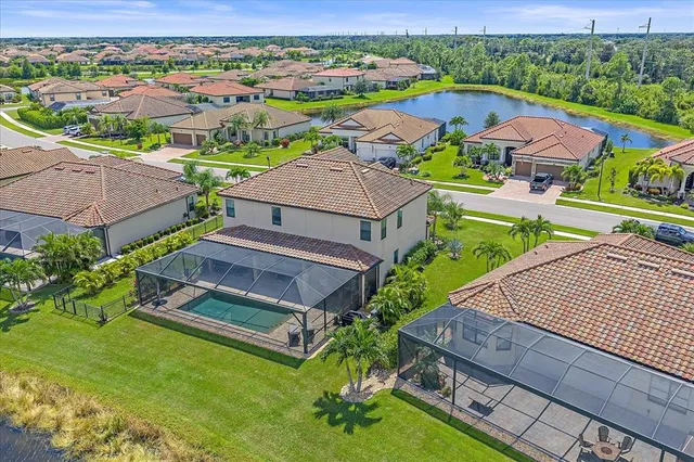 $985,000 | 20698 Valprato Court, Venice, FL 34293