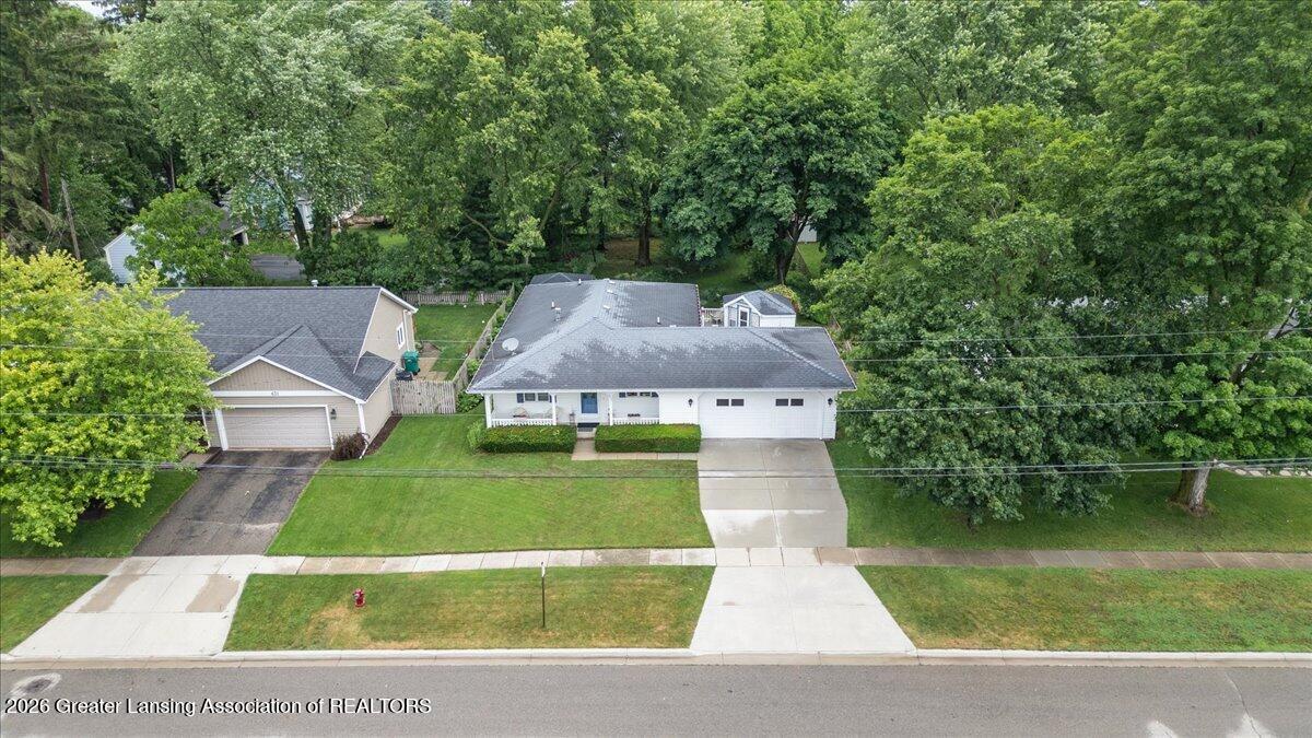 628 Jones Street Grand Ledge, MI 48837 - Photo 32 of 40 03-Media Jett - 04