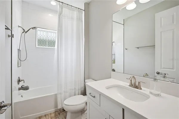 $3,200 | 5450 Del Coronado Drive, Apollo Beach, FL 33572