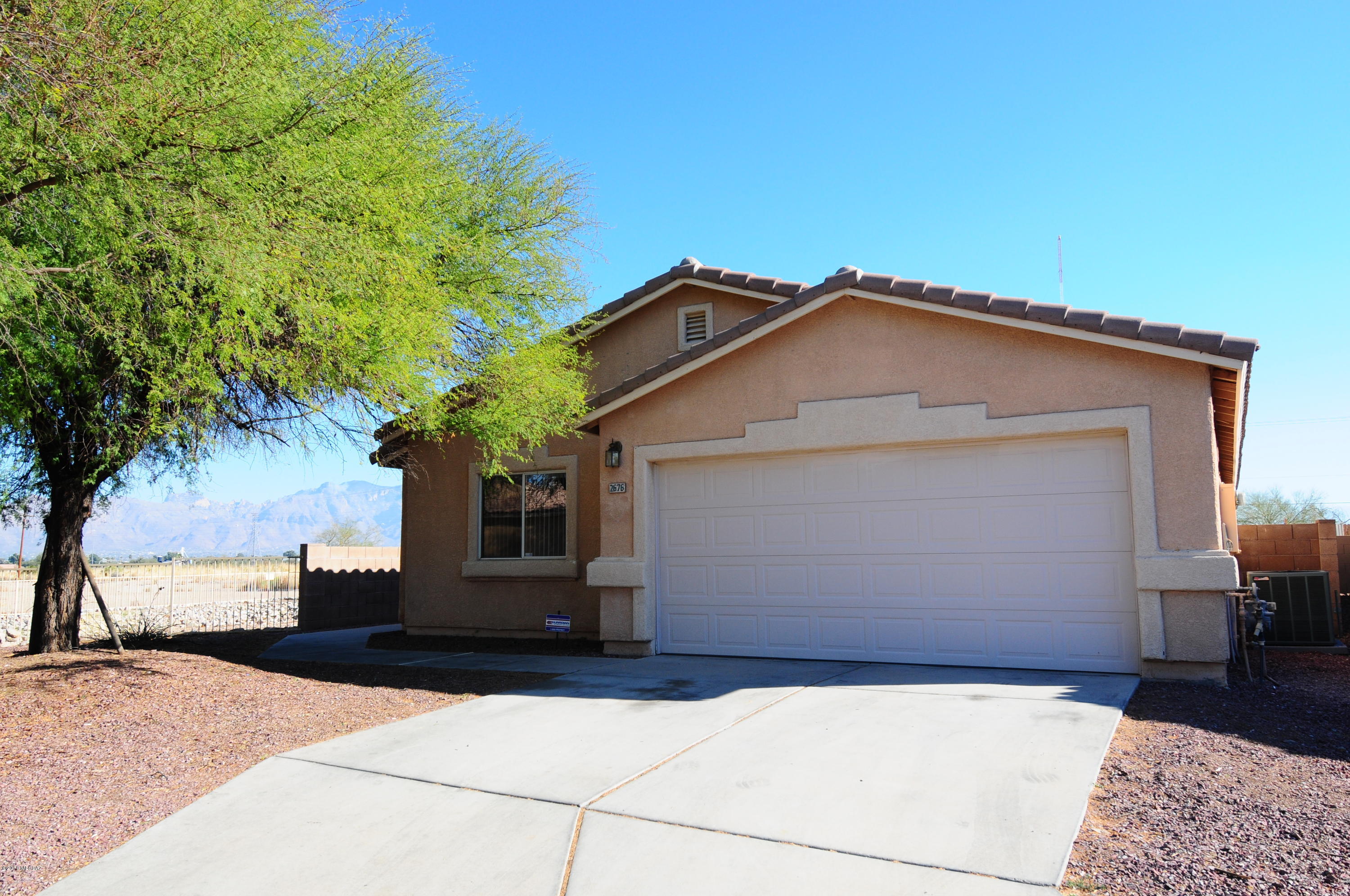 2676 North Splitwood Avenue Tucson, AZ 85745 - Photo 1 of 20