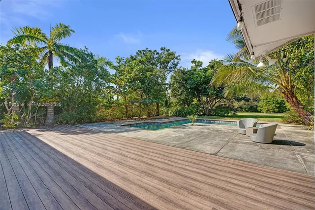 $2,090,000 | 21440 Highland Lakes Boulevard, Miami, FL 33179