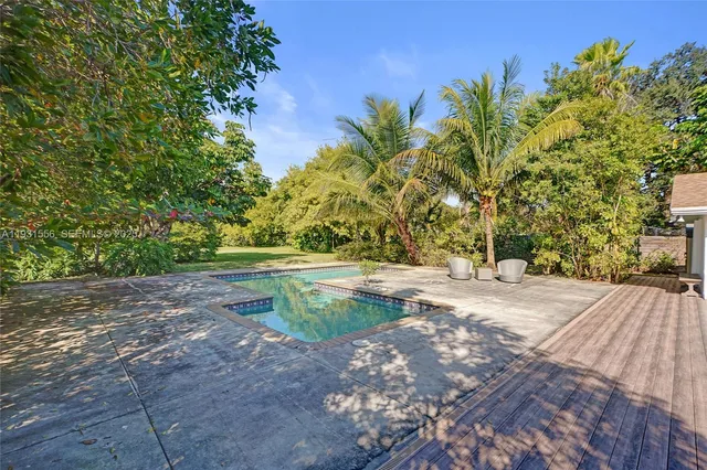 $2,090,000 | 21440 Highland Lakes Boulevard, Miami, FL 33179