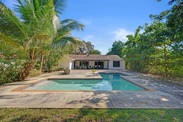 $2,090,000 | 21440 Highland Lakes Boulevard, Miami, FL 33179