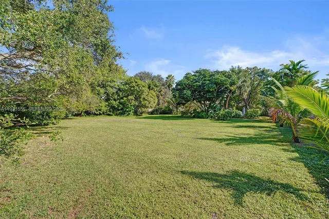 $2,090,000 | 21440 Highland Lakes Boulevard, Miami, FL 33179