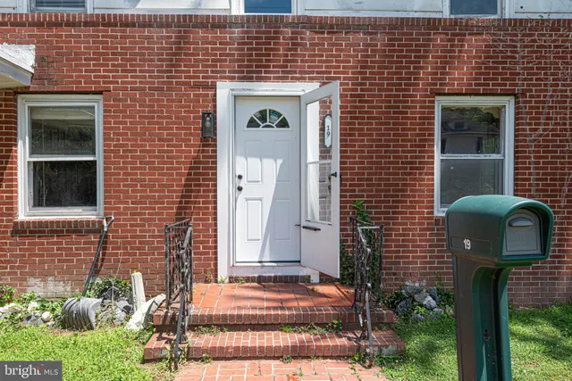 $950,000 | 17 Burley Street, Berlin, MD 21811