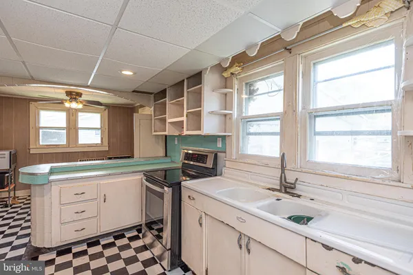 $899,900 | 17 Burley Street, Berlin, MD 21811