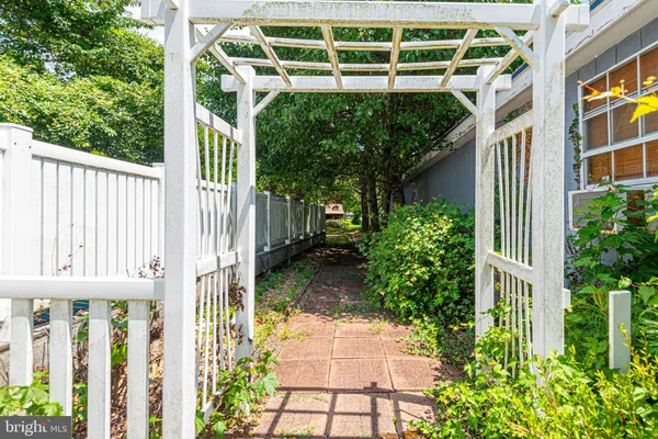 $899,900 | 17 Burley Street, Berlin, MD 21811