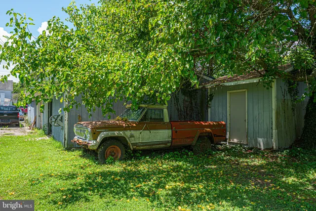 $950,000 | 17 Burley Street, Berlin, MD 21811