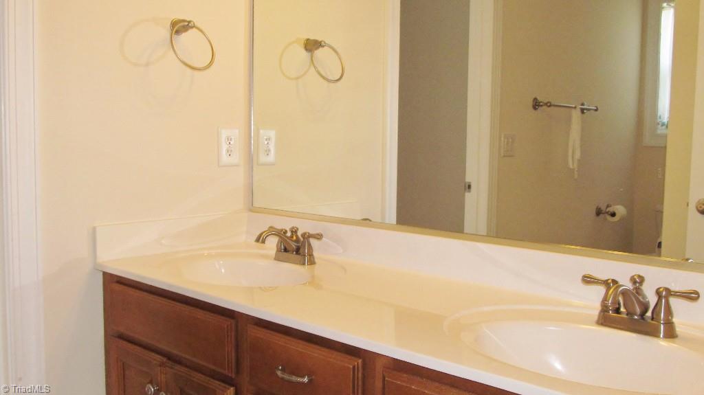 6671 Ridge Run Court Clemmons, NC 27012 - Photo 20 of 27 Gallery Image 20