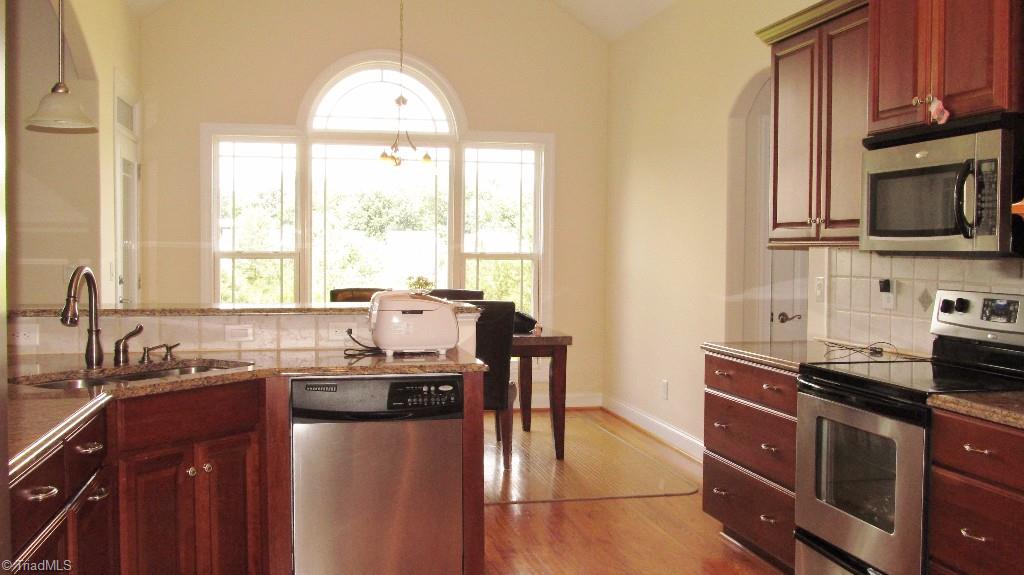 6671 Ridge Run Court Clemmons, NC 27012 - Photo 9 of 27 Gallery Image 9