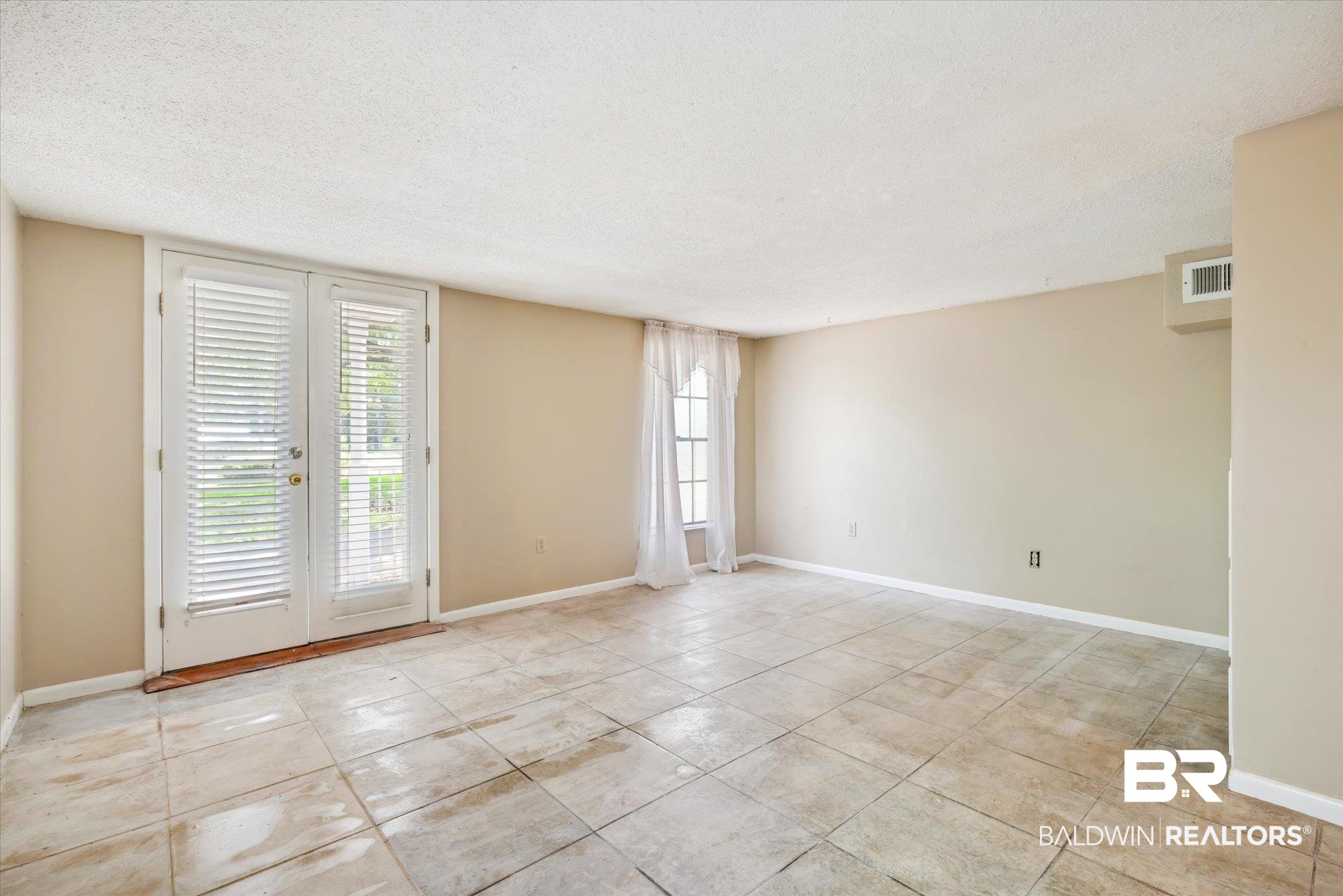 7250 Griffice Road Mobile, AL 36618 - Photo 12 of 46