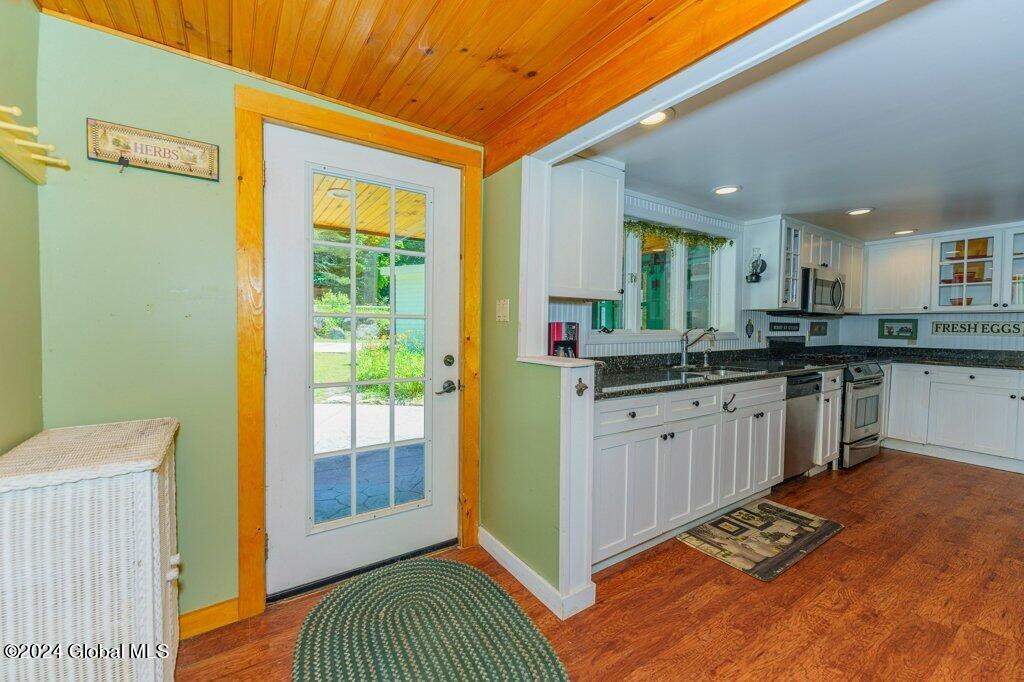 1068 Landon Hill Road Chester, NY 12860 - Photo 19 of 57 019-3 Kitchen 6_m