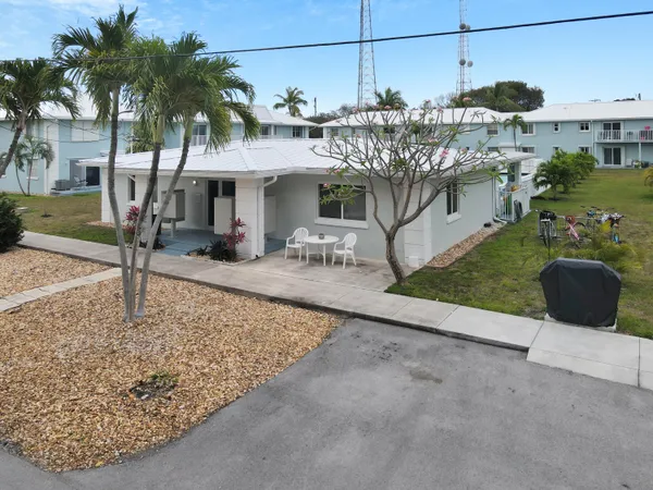 $348,000 | 40 High Point Road, Unit 402, Tavernier, FL 33070