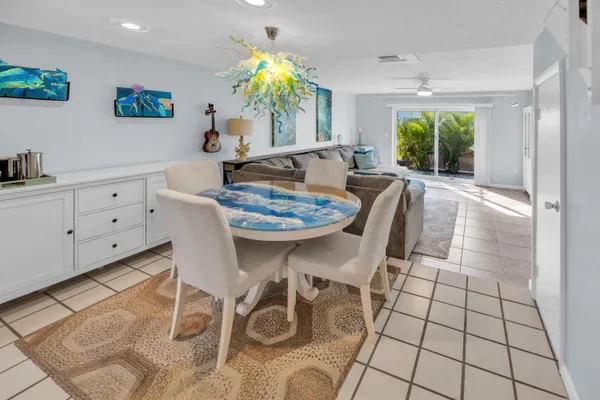 $348,000 | 40 High Point Road, Unit 402, Tavernier, FL 33070