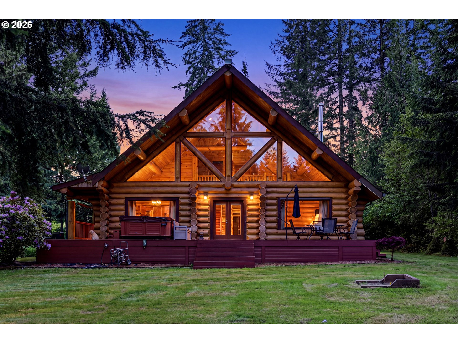 390 Spruce Creek Road Longview, WA 98632 - Photo 1 of 45 a front view of a house with yard