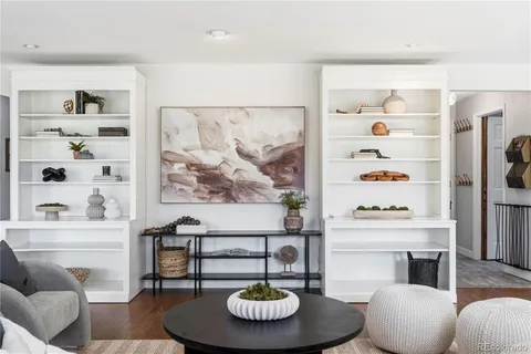 $1,040,000 | 8927 Green Meadows Lane, Highlands Ranch, CO 80126