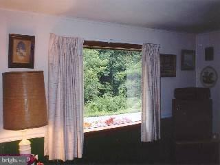 236 Papermill Road Barto, PA 19504 - Photo 4 of 6 Gallery Image 4