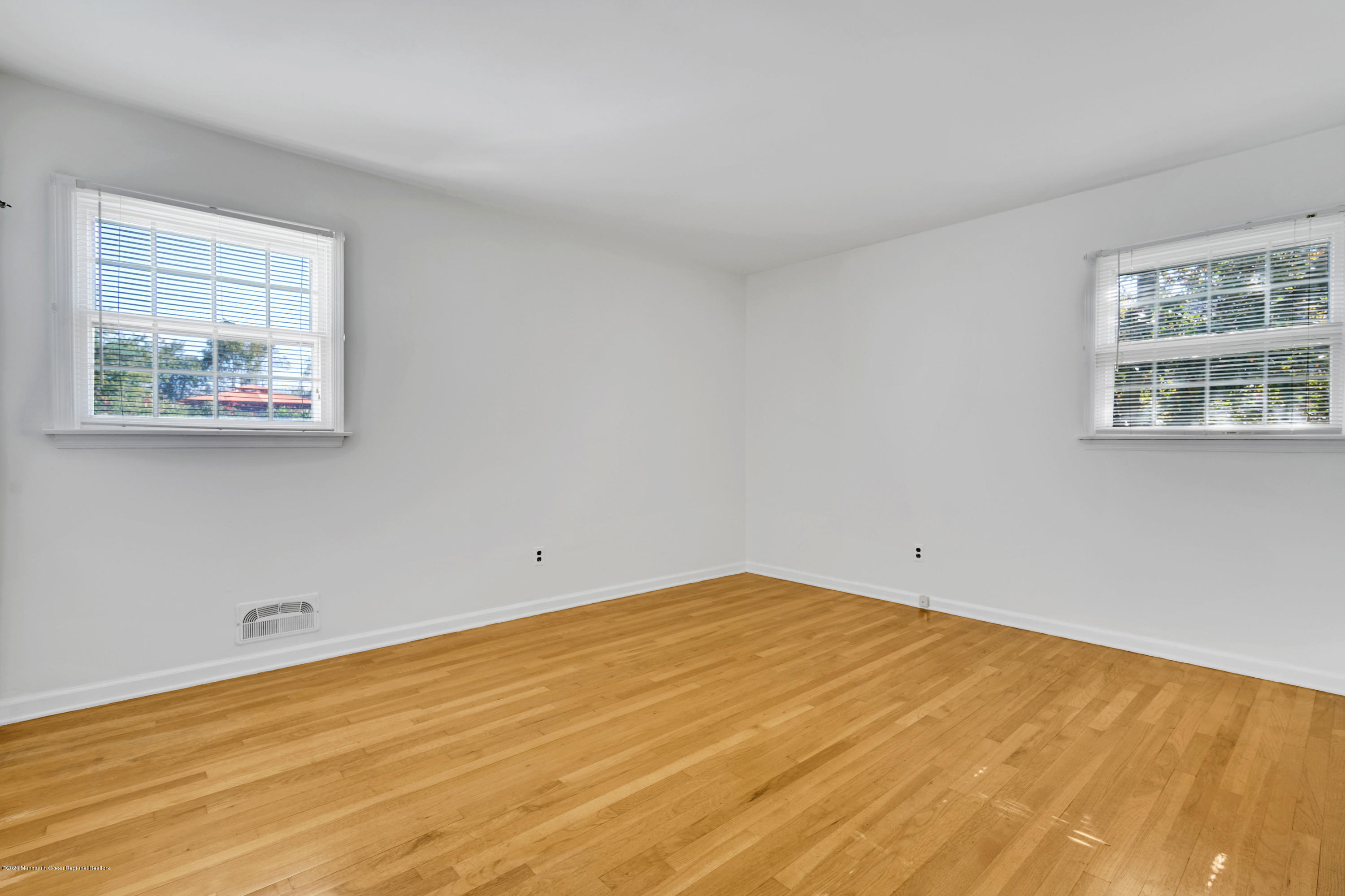 1216 Rue Avenue Point Pleasant, NJ 08742 - Photo 31 of 43 031_dsc06297