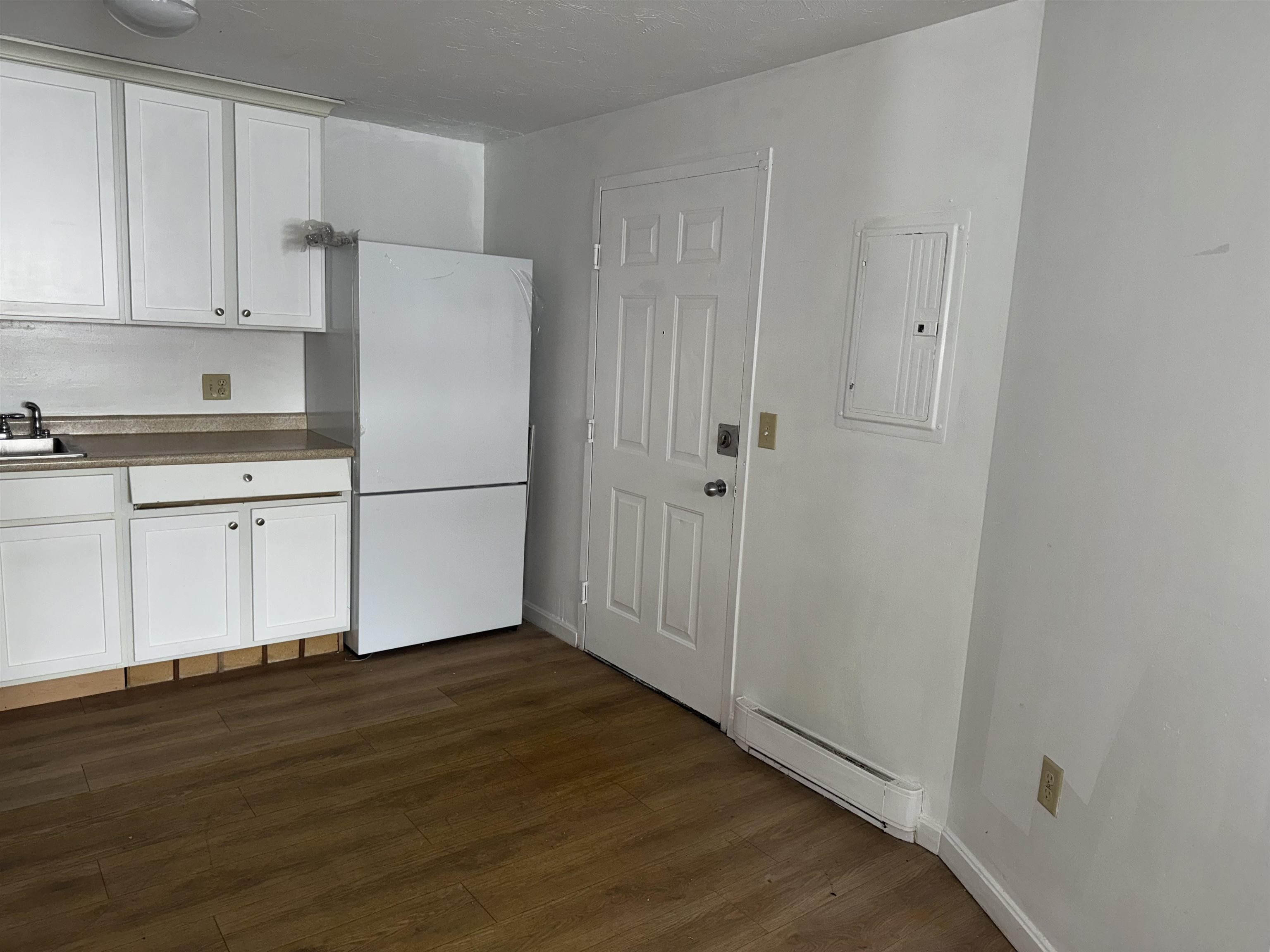 185 Loudon Road, Unit 8 Concord, NH 03301 - Photo 2 of 10