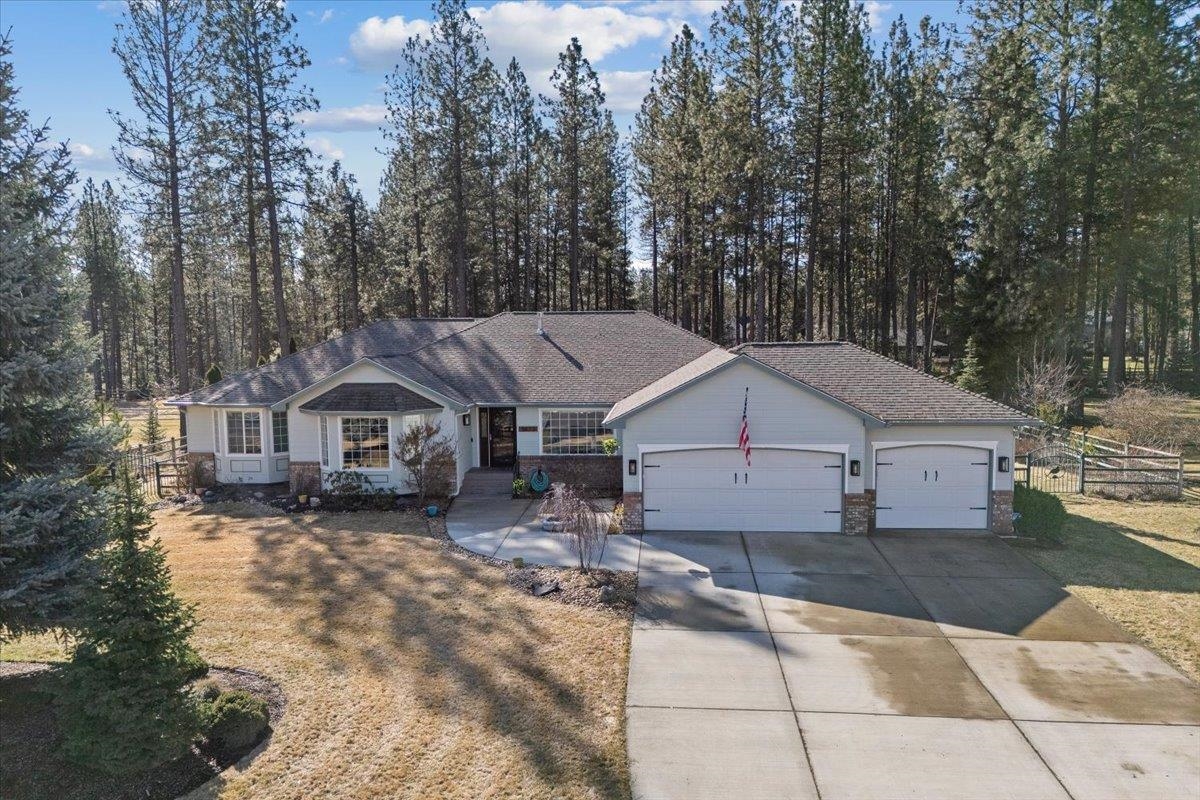 3822 East Bridle Trail Road Colbert, WA 99005 - Photo 1 of 50