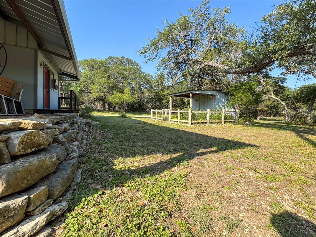 515 Big Creek Road Blanco, TX 78606 - Photo 16 of 40