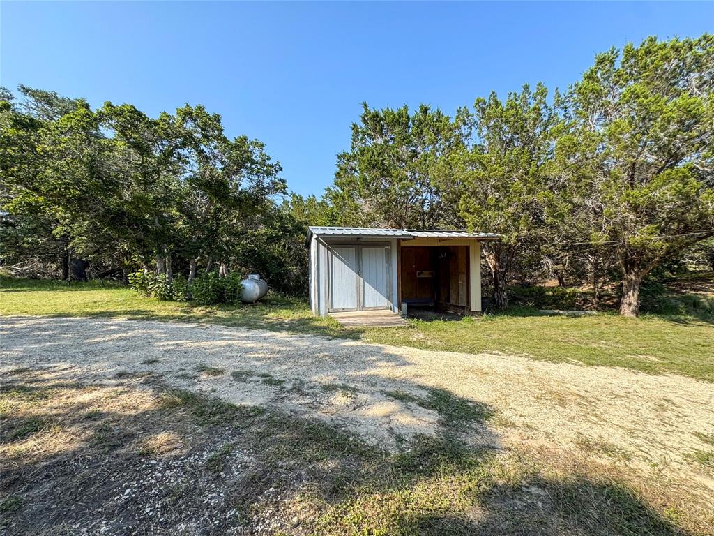 515 Big Creek Road Blanco, TX 78606 - Photo 18 of 40