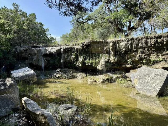 $1,139,000 | 515 Big Creek Road, Blanco, TX 78606