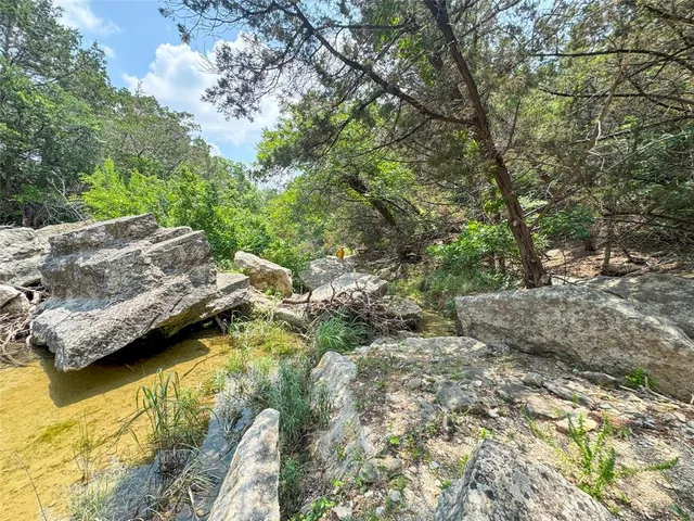 $1,139,000 | 515 Big Creek Road, Blanco, TX 78606