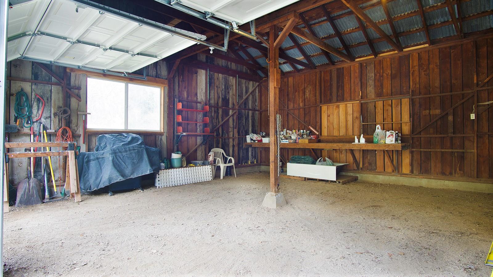 14735 Trinity Mountain Road French Gulch, CA 96033 - Photo 4 of 23 27 (2)