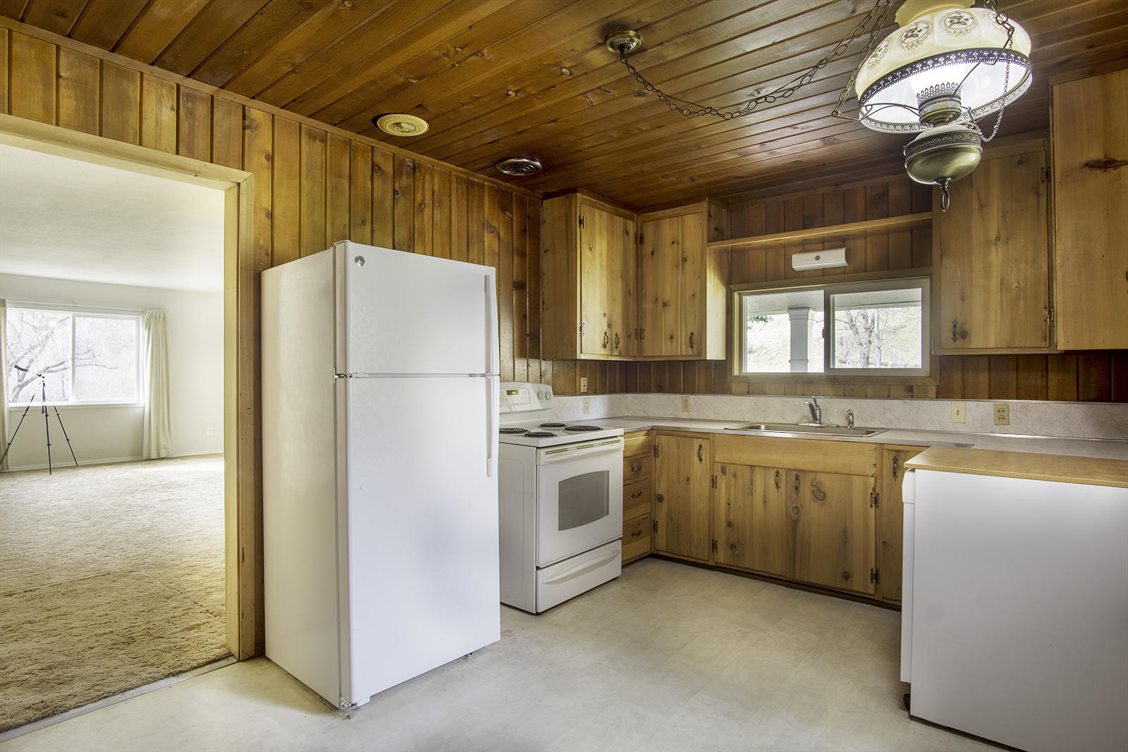 14735 Trinity Mountain Road French Gulch, CA 96033 - Photo 5 of 23 29
