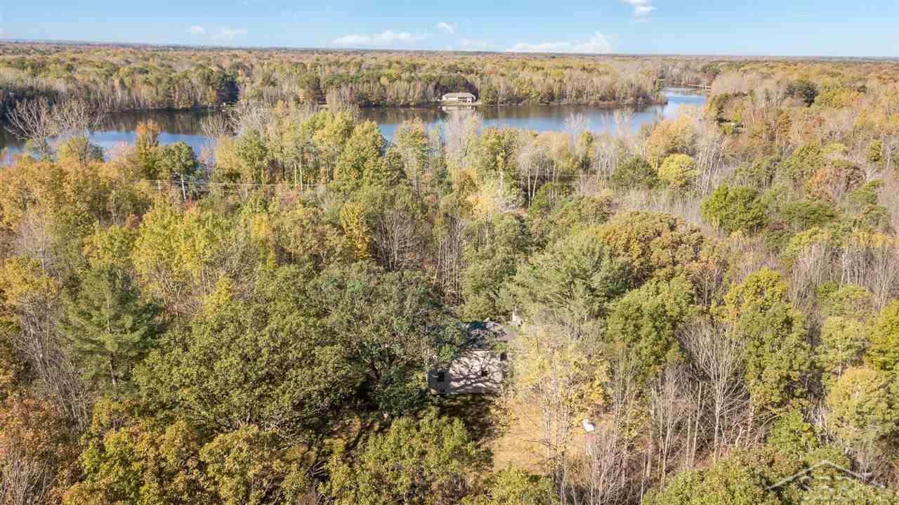 897 South East County Line Road Shepherd, MI 48883 - Photo 34 of 38