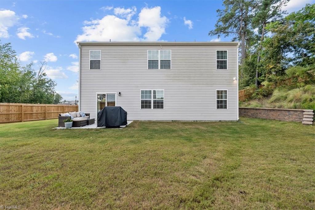350 Roberts Place Carthage, NC 28327 - Photo 5 of 37