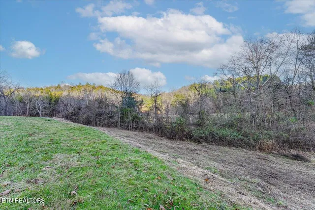 $75,000 | 5-acres Lamplighter Way, Newport, TN 37821