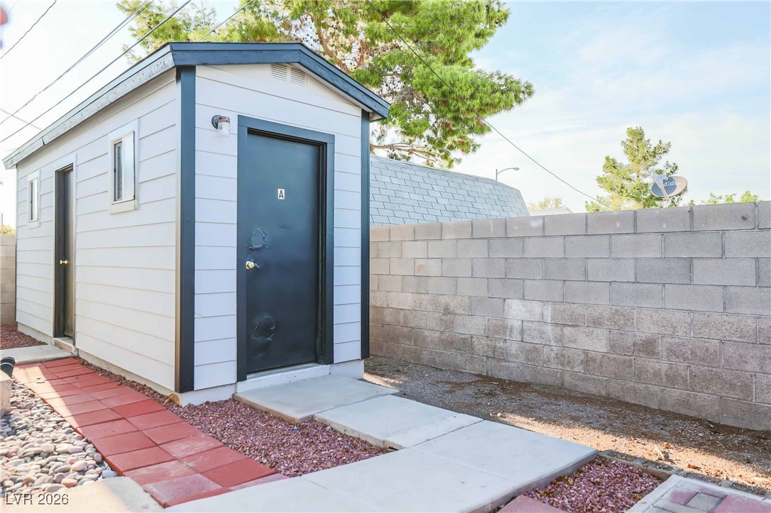 307 Regina Way, Unit B Henderson, NV 89015 - Photo 12 of 13