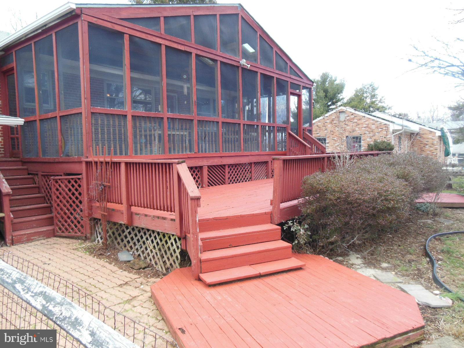 24313 Ridge Road Damascus, MD 20872 - Photo 21 of 30 Exterior (Rear)