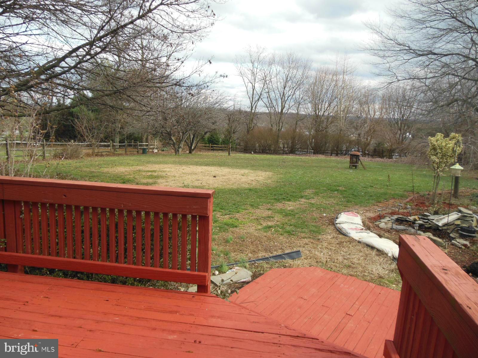 24313 Ridge Road Damascus, MD 20872 - Photo 23 of 30 Exterior (Rear)