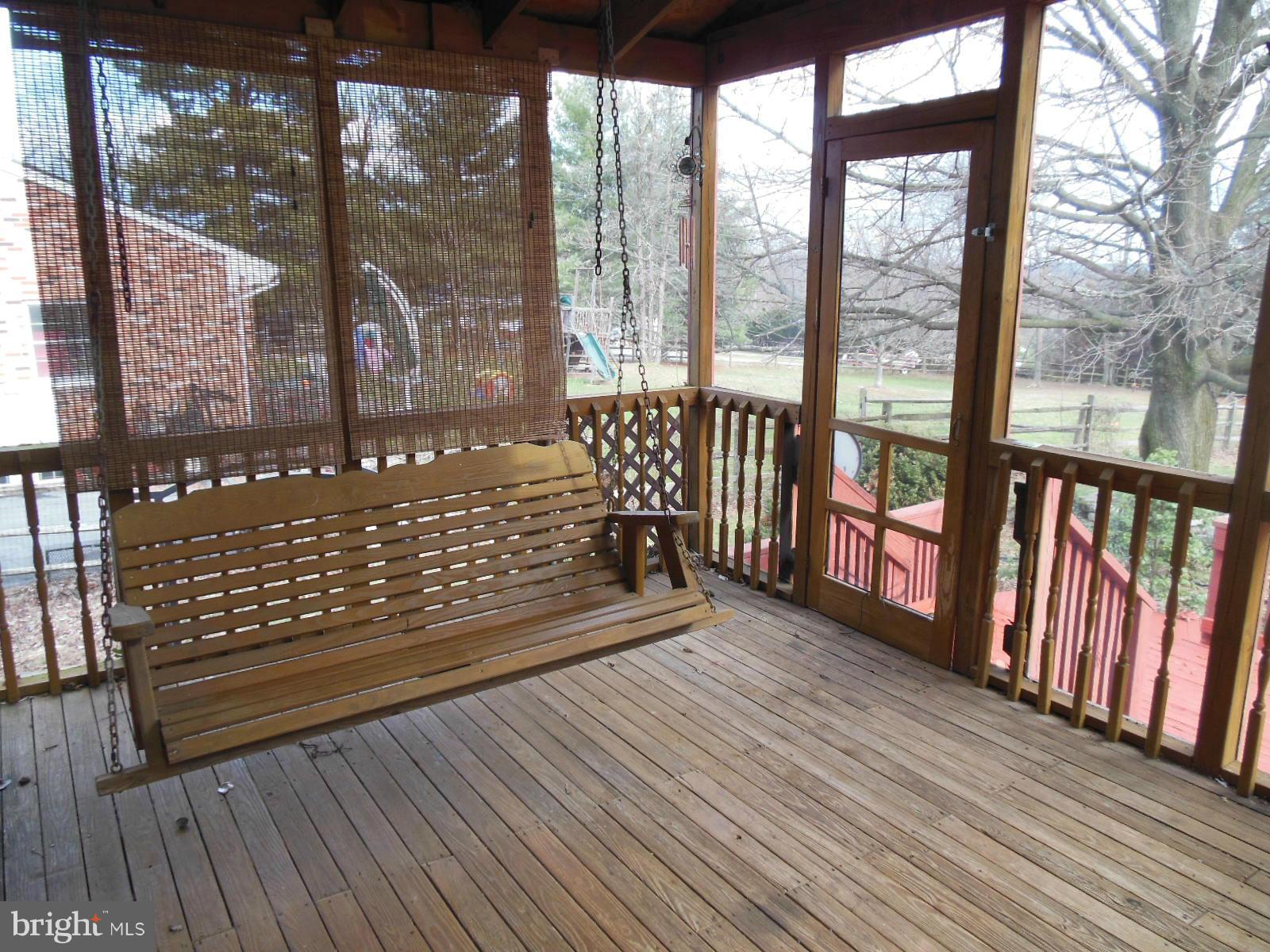 24313 Ridge Road Damascus, MD 20872 - Photo 26 of 30 Exterior (Rear)