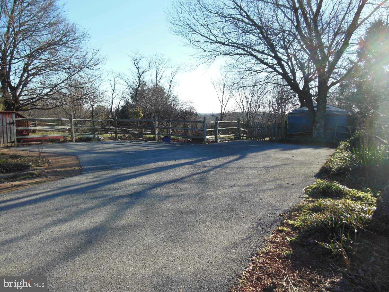 24313 Ridge Road Damascus, MD 20872 - Photo 30 of 30 Exterior (General)