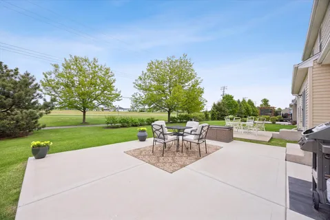 $394,900 | 1010 Sears Circle, Elburn, IL 60119