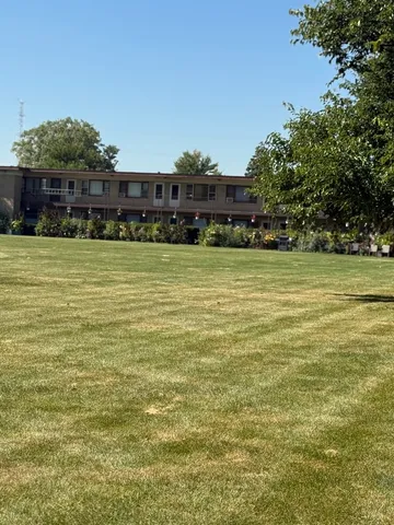 $149,900 | 44 North King Arthur Court, Unit 7, Northlake, IL 60164