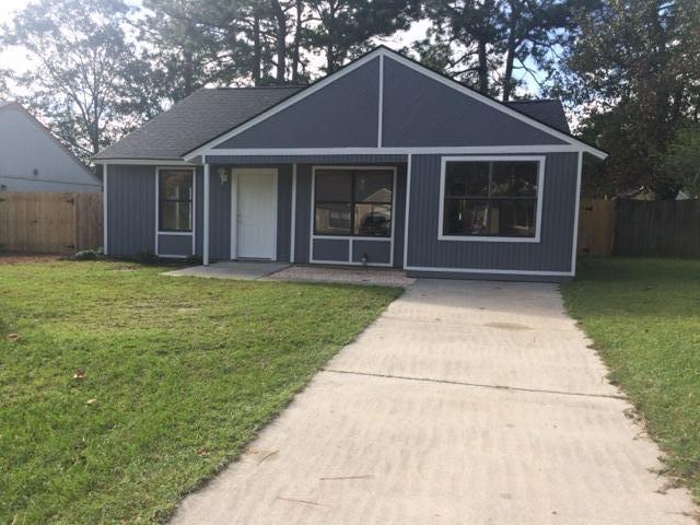 152 Manchester Road Summerville, SC 29486 - Photo 2 of 13 IMG_0950