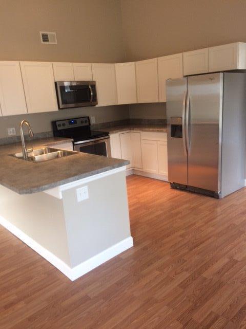 152 Manchester Road Summerville, SC 29486 - Photo 3 of 13 IMG_0933