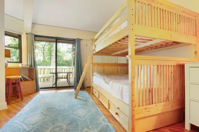 $397,500 | 403 Deerpath West, Unit F, Fontana, WI 53125