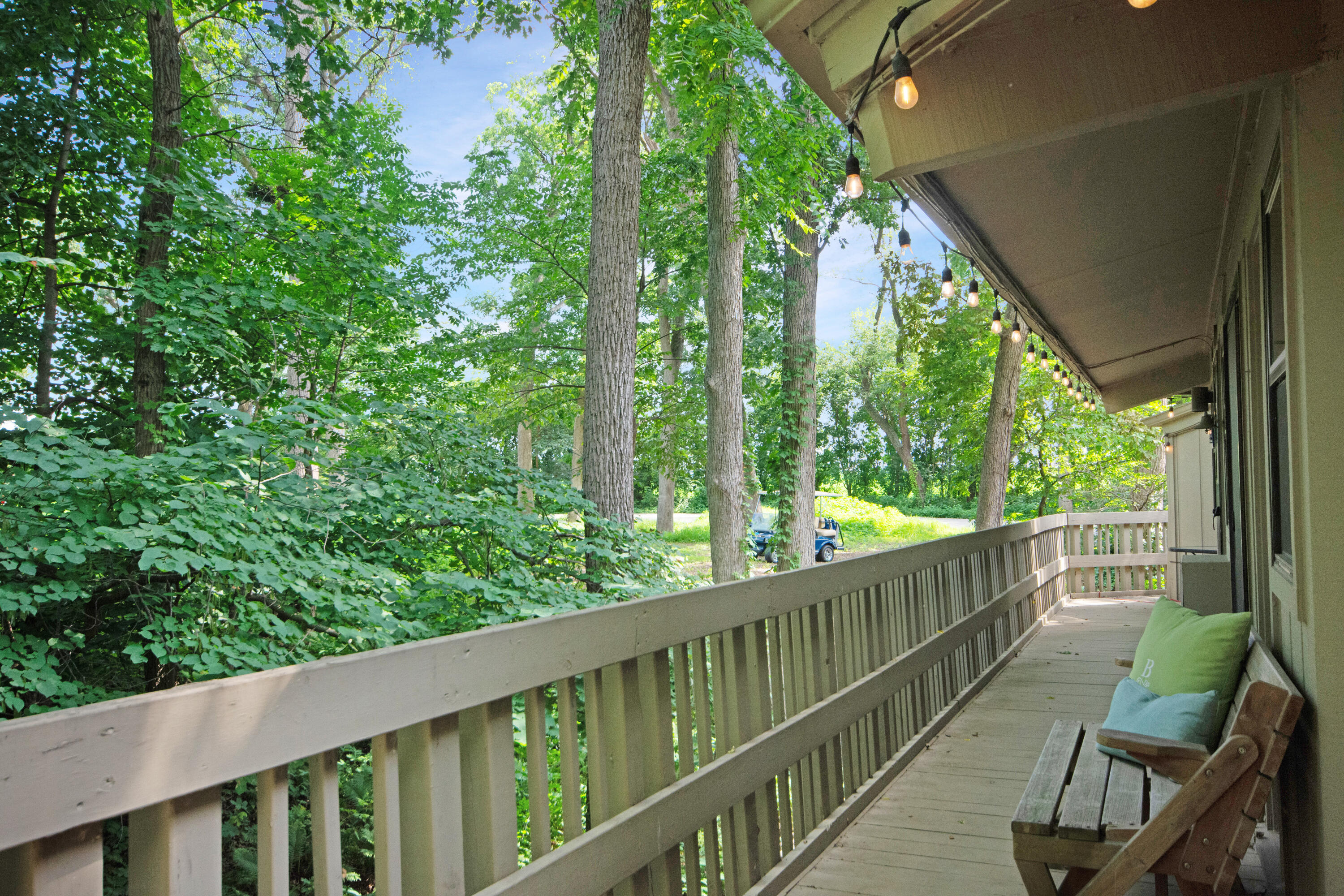 403 Deerpath West, Unit F Fontana, WI 53125 - Photo 2 of 17 403 Deerpath_02