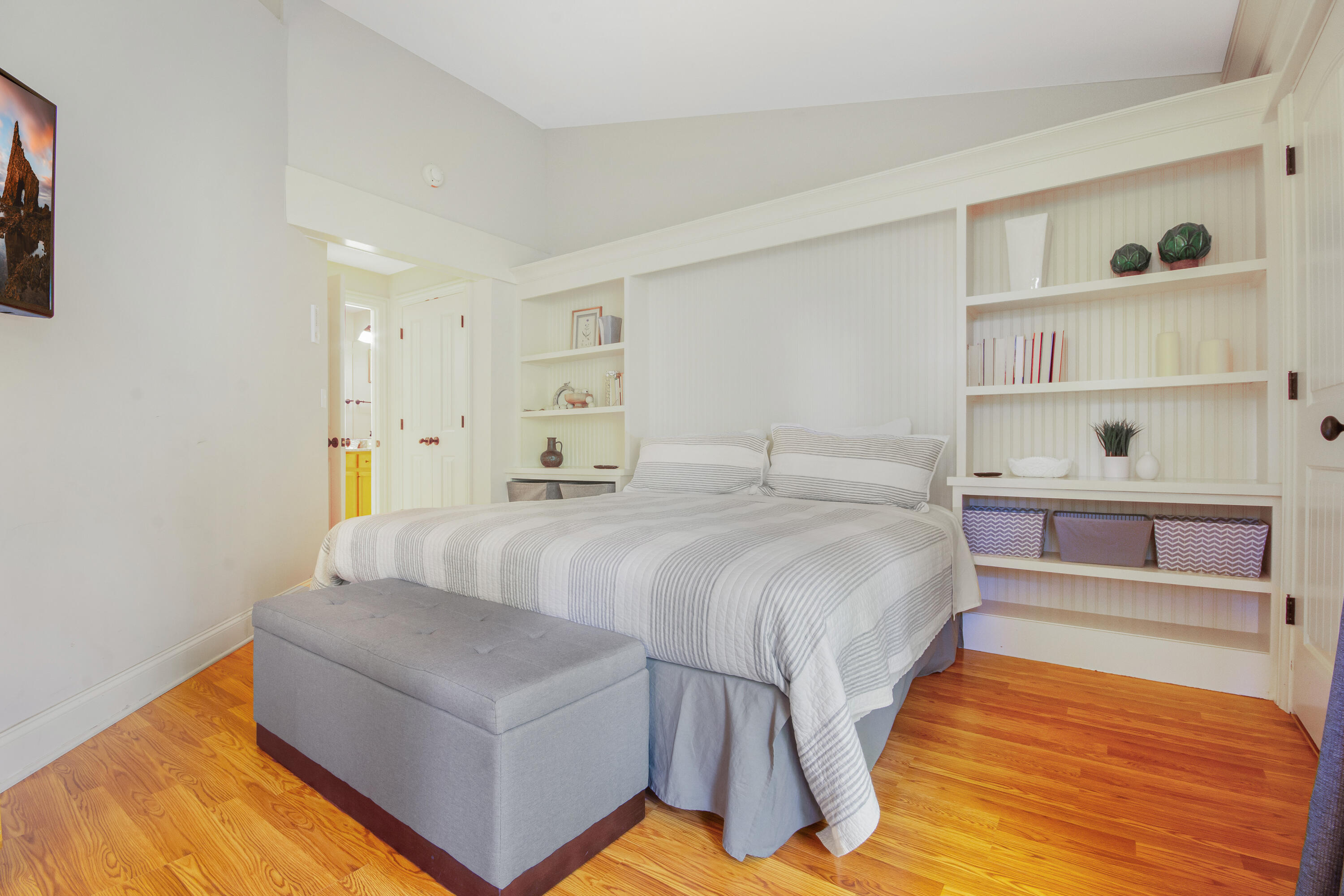 403 Deerpath West, Unit F Fontana, WI 53125 - Photo 9 of 17 403 Deerpath_11