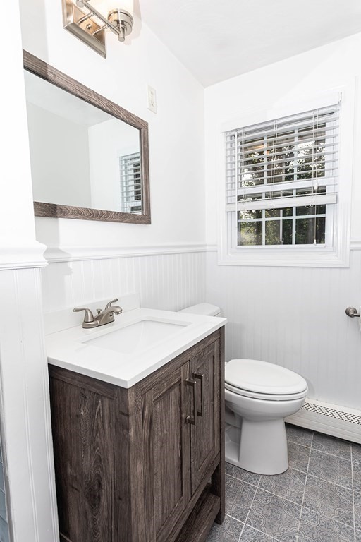 6 Temi Road Beverly, MA 01915 - Photo 13 of 23