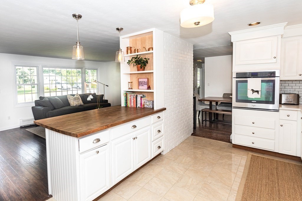 6 Temi Road Beverly, MA 01915 - Photo 3 of 23